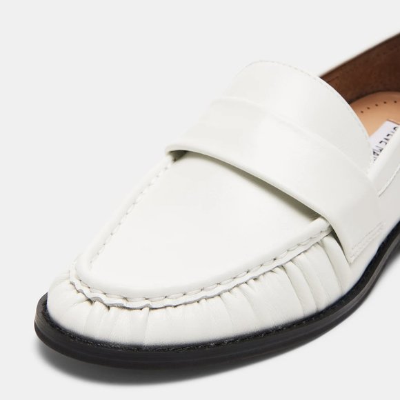 Steve Madden Ridley Ice Leather (Brand New! Come with box) - Picture 3 of 7